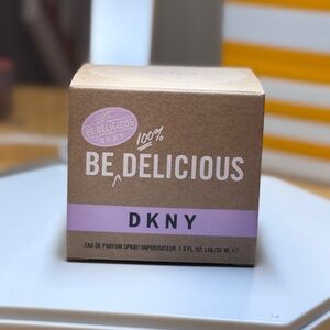 DKNY Be 100% Delicious Perfume Box